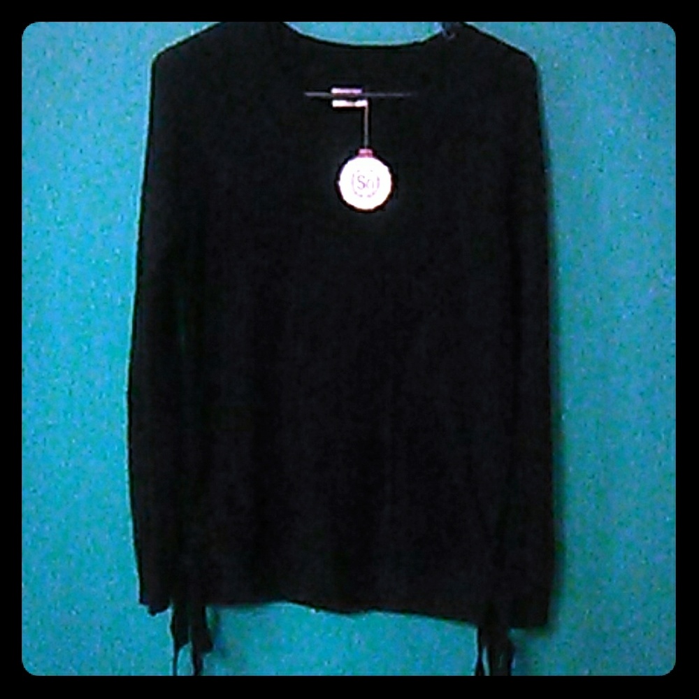 Junior's SO knit sweater
